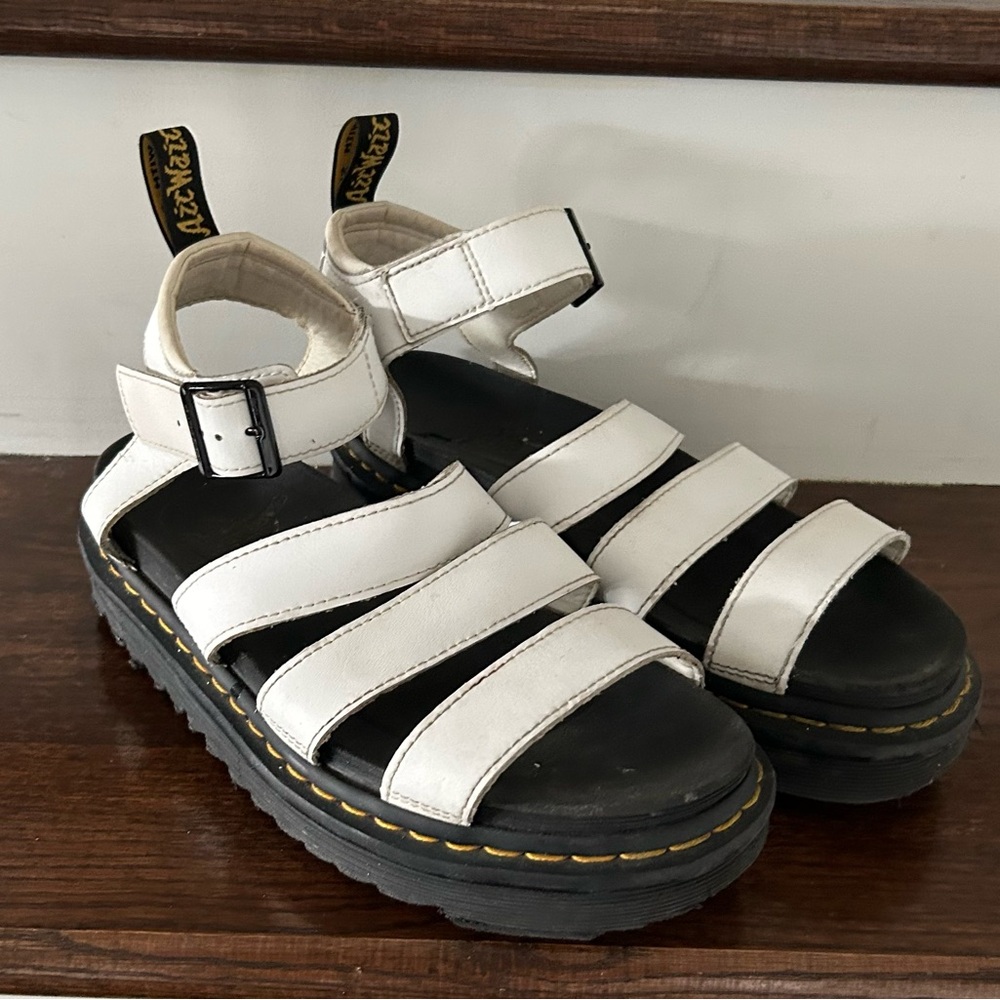 DR MARTENS SANDALS BLAIRE PLATFORM STRAPPY WOMENS 8 L WHITE LEATHER Y2K GRUNGE